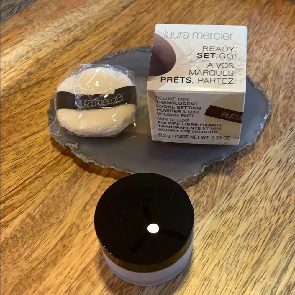 New Laura Mercier Translucent Loose Setting Powder